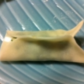 お弁当にすっきり入る餃子の包み方 大葉の餃子 レシピ 作り方 By ニッコニコおっくん 楽天レシピ お弁当にすっきり入る餃子の包み方 大葉の餃子 レシピ 作り方 By ニッコニコおっくん 楽天レシピ